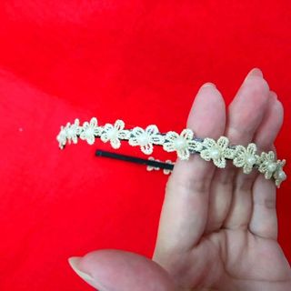 cài tóc thời trang đính hạt trắng
