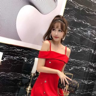 Váy đầm giá sỉ - Đầm váy giá sỉ - Giá bán buôn - Đầm dây xoè công sở giá buôn giá rẻ mới nhất dạo phố dự tiệc