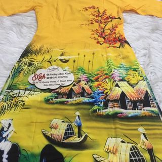 Set áo dài cách tân tơ nhung nền vàng in cảnh làng quê
