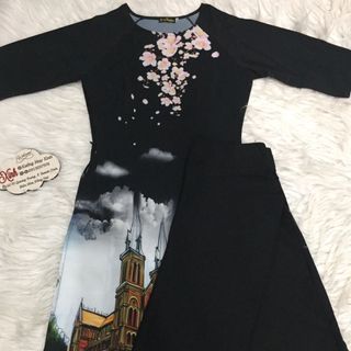 Set áo dài cách tân tơ nhung nền đen in phong cảnh