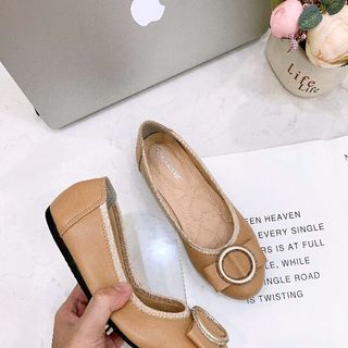 Giày búp bê
Đế bệt đính nơ khóa cực sang mềm