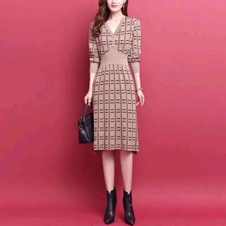 Đầm len họa tiết