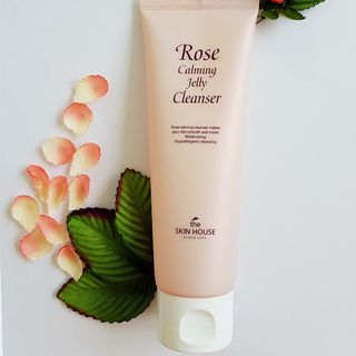 Gel rửa mặt tạo bọt giúp làm dịu da The Skin House