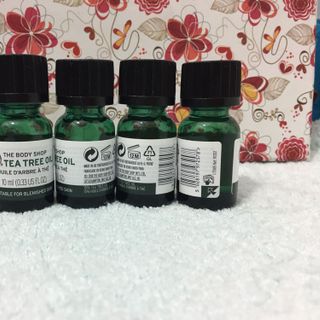 Tinh dầu tràm trà giảm mụn
