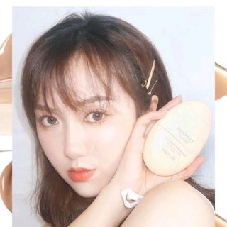 Kem nền CC Holdlive