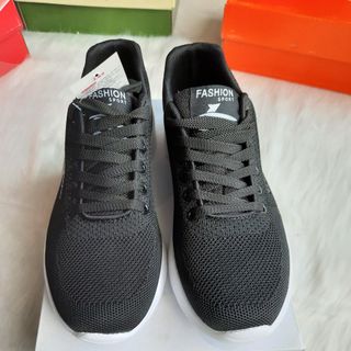 Giày sneaker nam màu đen thể thao Sport Fashion Mã 9072