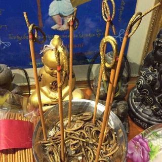 Nhang tài lộc