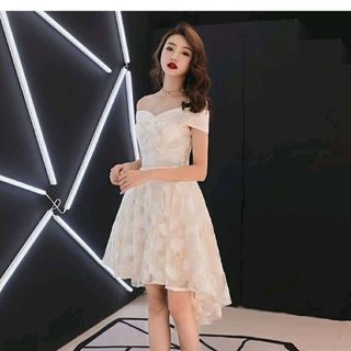 Đầm dạ hội đuôi cá