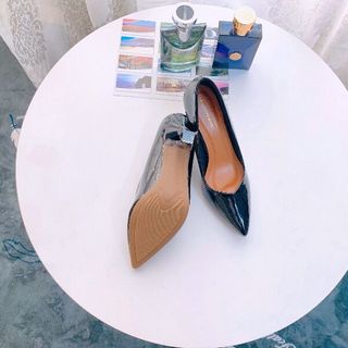 Giày gót 7p viền mica da bóng phom chuẩn
