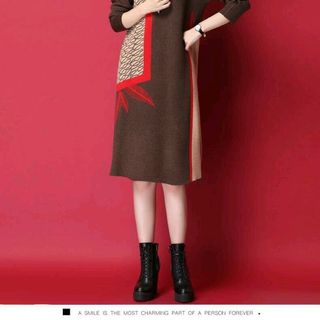 Đầm len họa tiết suông