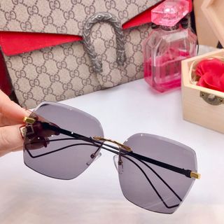 Kính Ốc model
