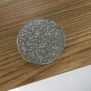 Móc Treo Túi Xách Thông Minh Hoa Bạc Giá Sỉ