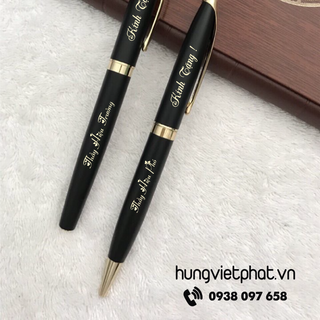 Bút Kim Loại Khắc Tên