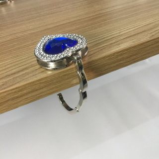 Móc Treo Túi Xách Thông Minh Trái Tim Đính Đá Xanh