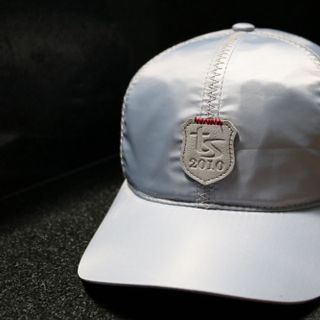 Nón dù cao cấp - logo da thật