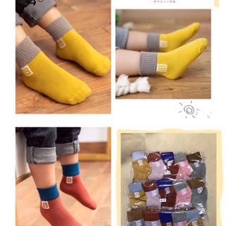 Tất trẻ em rất đẹp rẻ
