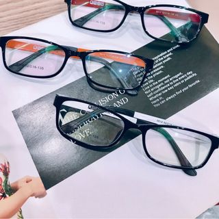 Mắt kính 8812