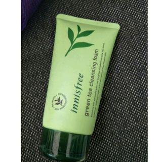 Sửa rửa mặt trà xanh