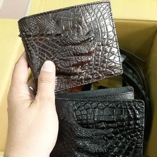 Ví da cá sấu