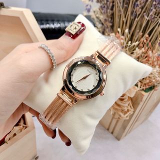 Dồng hồng lắc xi có 3 mầu như hình