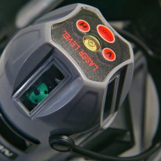 Laze 5 tia xanh jujin