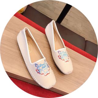 Giày mọi su tu