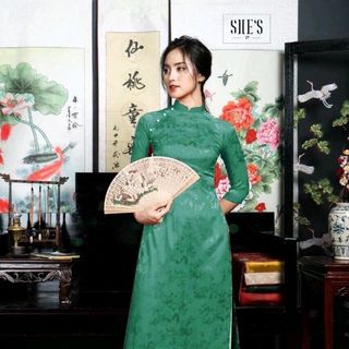 áo dài truyền thống xanh lá