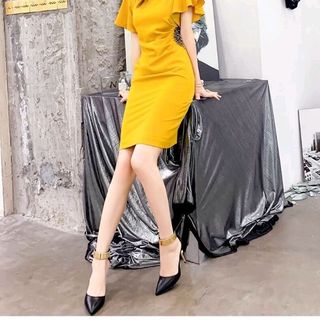 đầm đính đá