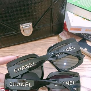Kính mát mắt vuồng sang chảnh