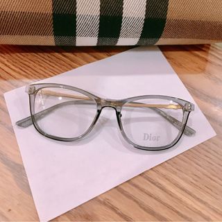 Gọng kính xoắn hai mầu