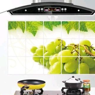 MIẾNG DÁN CÁCH NHIỆT NHÀ BẾP CHỐNG DẦU MỠ - KICK THƯỚC 45CM X 75CM sp mới