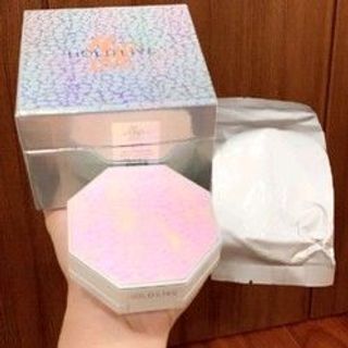 Phấn nước BB Cream Holdlive