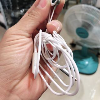 TAI NGHE EARPHONE TS018