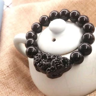 chuỗi đeo tay 10li mặt tỳ hưu