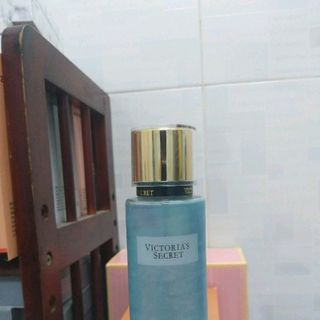 Xịt thơm Vitory