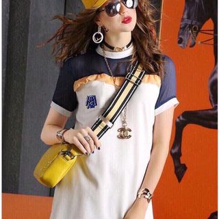 đầm suông phối màu cổ ren