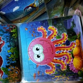 tranh ghép giấy loại dầy 
Giá sỉ 3700đ 
kích thước 14cm x 14cm 
có rất nhiều mẫu mã