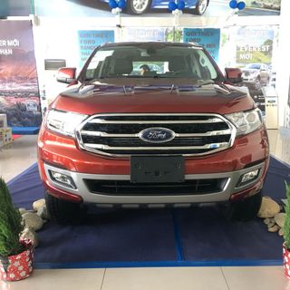 Xe Ford Everest 2019 giá ưu đãi cuối năm