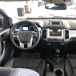 Xe Ford Everest 2019 giá ưu đãi cuối năm