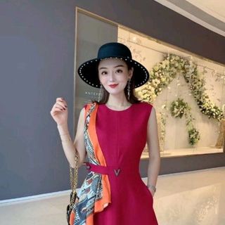đầm thiết kế phối lụa