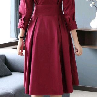 Đầm sơmi đỏ