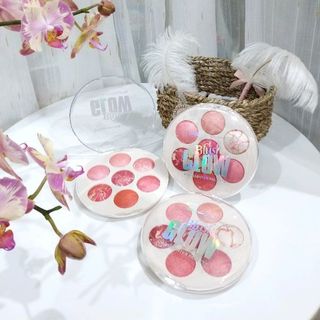 Phấn mắt má hồng bắt sáng