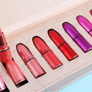 Son 12 cây đủ màu nguyên hộp 12 cây