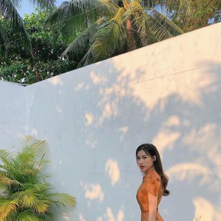 Đầm xoè dáng chữ A cổ sen