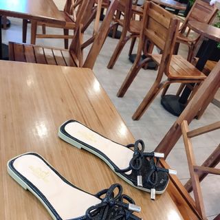 Dép quai ngang sợi
