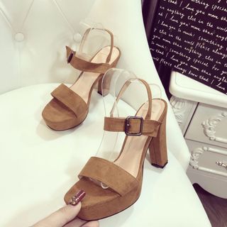 Giày sandal cao got trụ nỉ