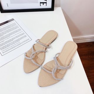 Dép tơ sợi mang tráng chân