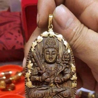 mặt dây chuyền Trầm sánh