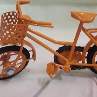 Xe đạp sắt trang trí