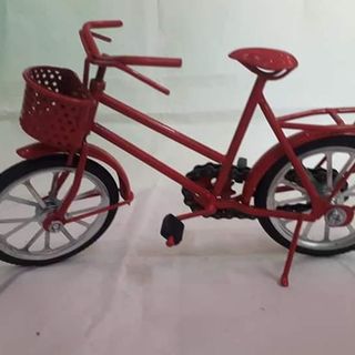 Xe đạp sắt trang trí